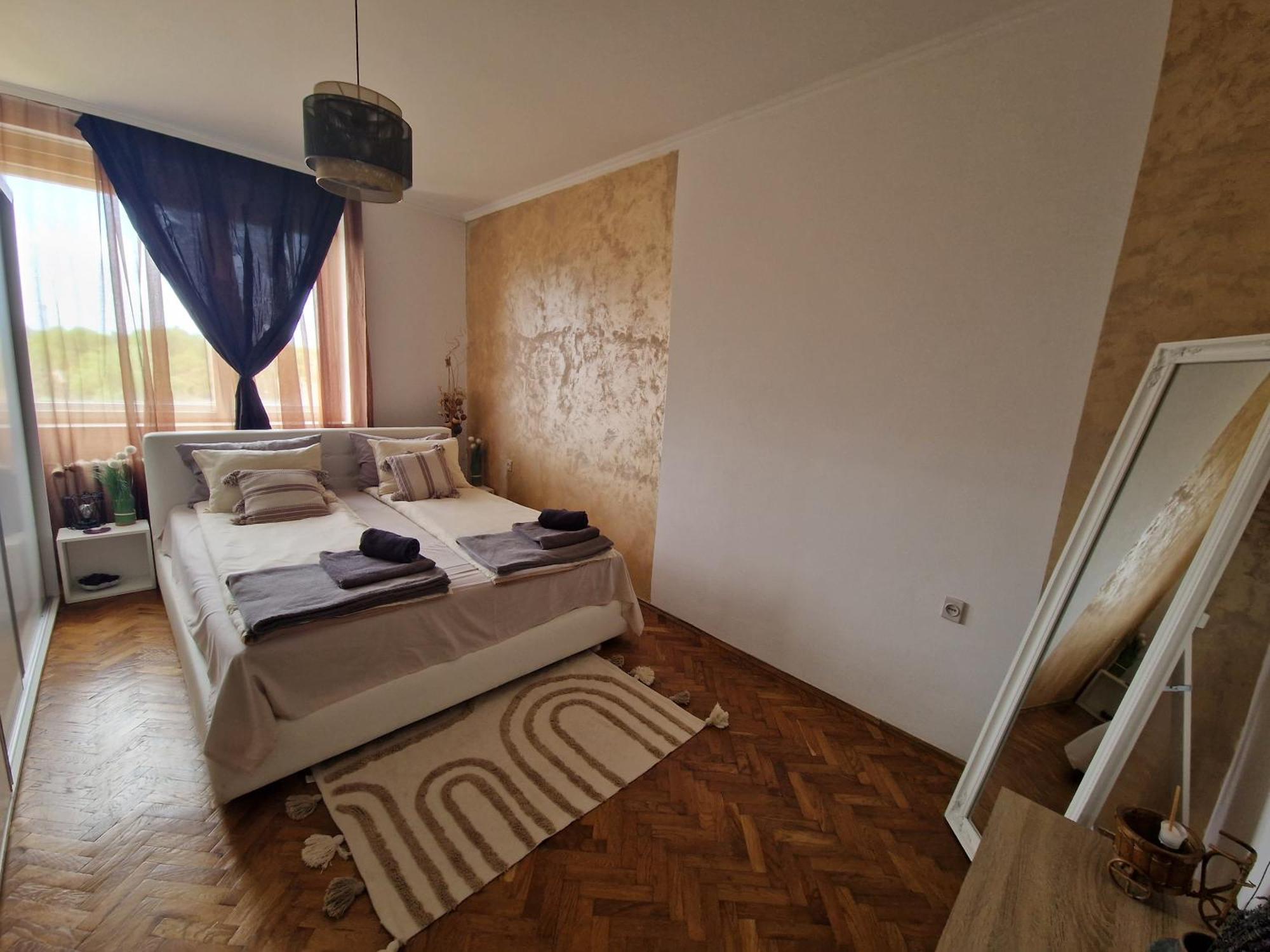 Appartement Aparmani Djuric à Subotica Extérieur photo