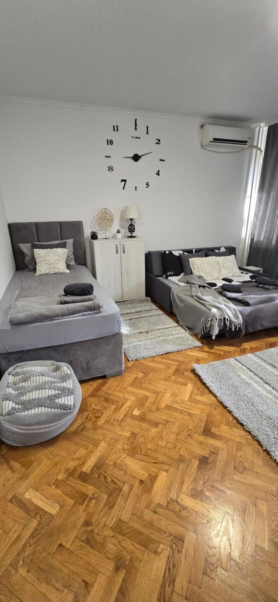 Appartement Aparmani Djuric à Subotica Extérieur photo